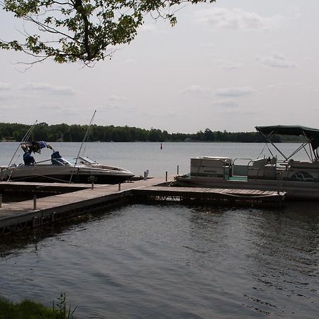 Woodland Estate Resort Campbellford Екстериор снимка