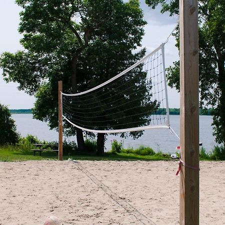 Woodland Estate Resort Campbellford Екстериор снимка