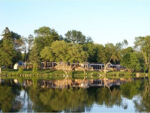 Woodland Estate Resort Campbellford Екстериор снимка